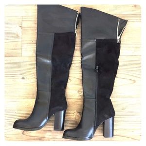 Over-the-knee boots in black suede size 6
